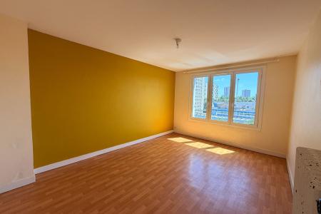 Louer Appartement 4 pièces 64 m²